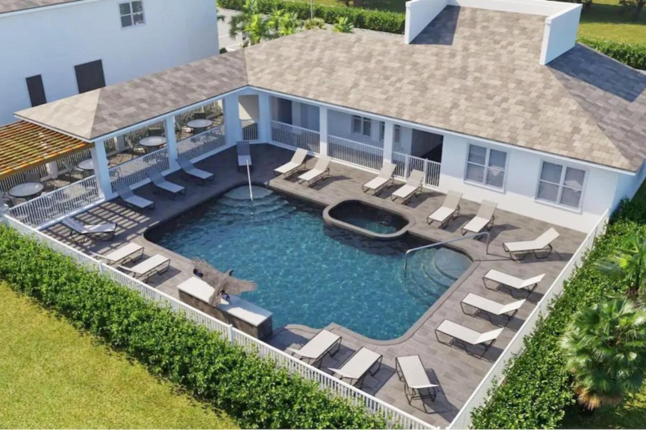 Modern Townhouse Heated Pool Disney Orlando 17244