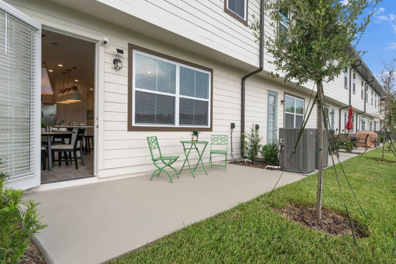 BRAND NEW Luxury House by Disney Orlando 649
