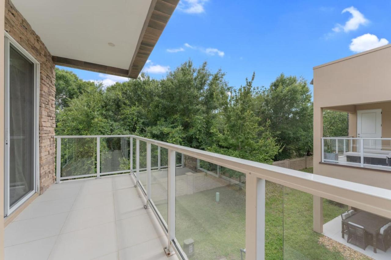 Luxury 4BR Townhouse Next to Disney Orlando 3173