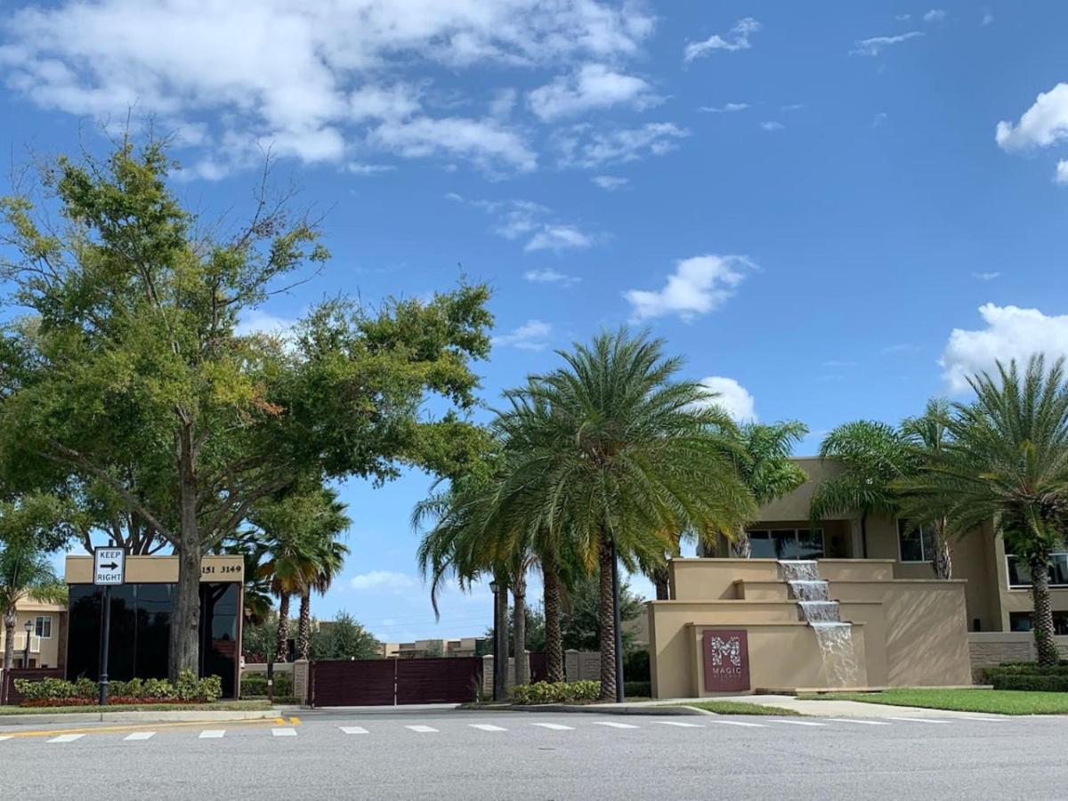 Luxury 4BR Townhouse Next to Disney Orlando 3173