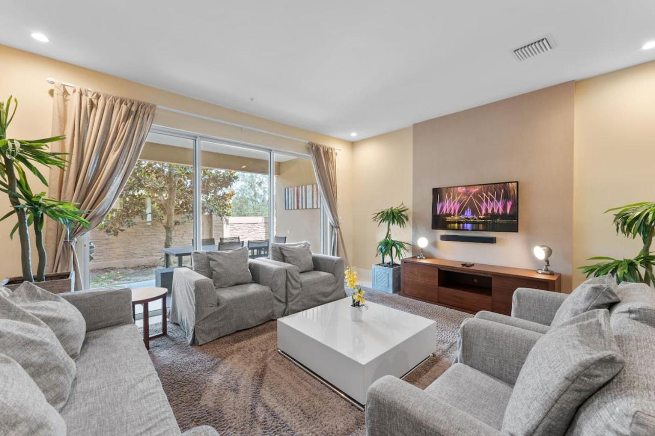 Luxury 4BR Townhouse Next to Disney Orlando 3175