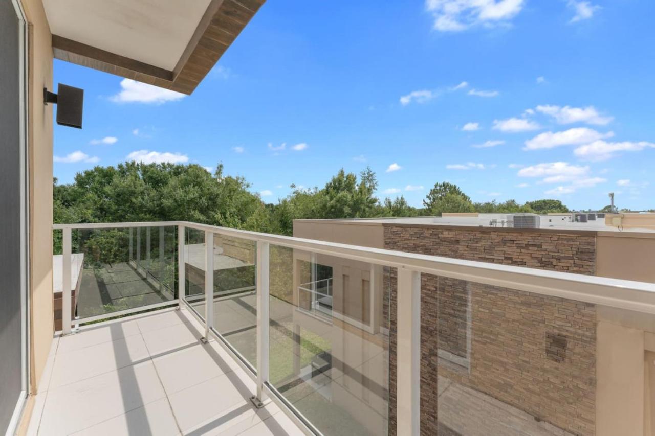 Luxury 4BR Townhouse Next to Disney Orlando 3175
