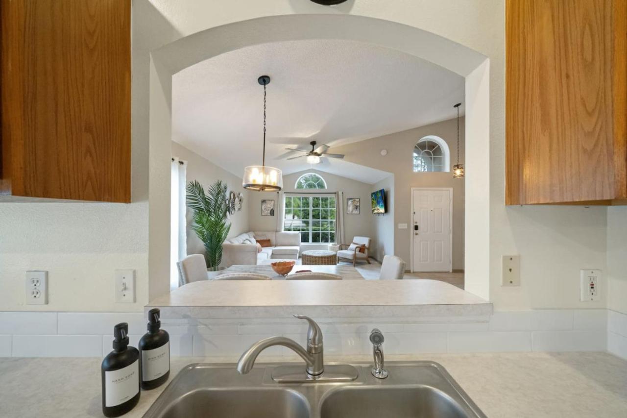 Lake Davenport Pool House for 6 near Disney 1034 view 3