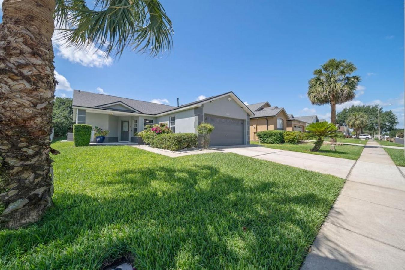 Heated Pool and Grill House Kissimmee Disney 8052 view 4