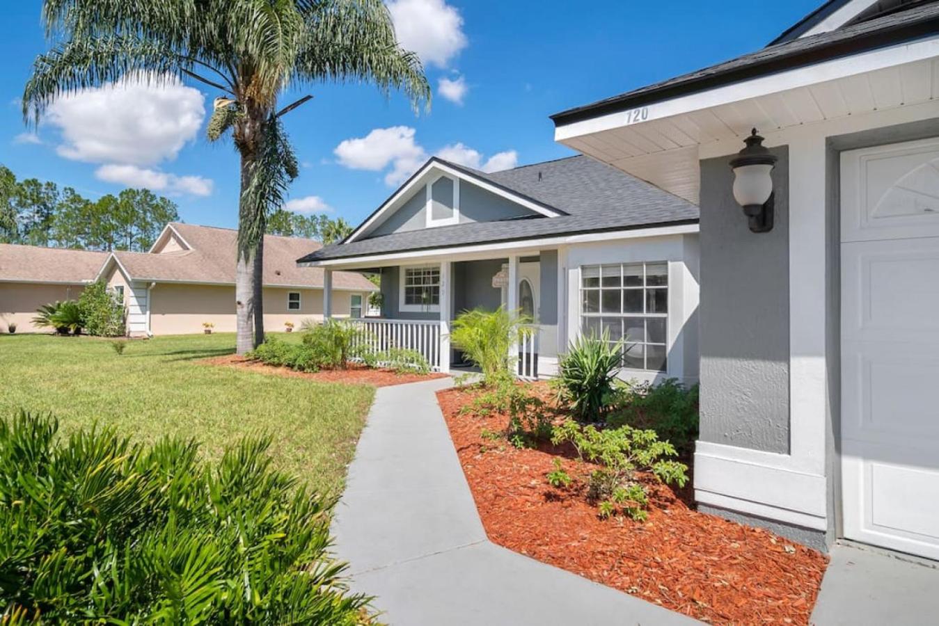 Beautiful Home Near Disney with Heated Pool and Game Room view 4