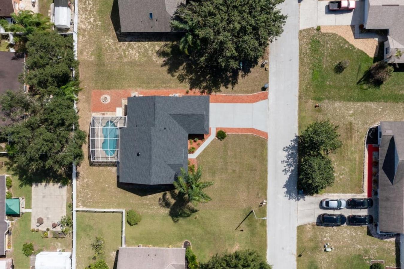 Beautiful Home Near Disney with Heated Pool and Game Room view 5