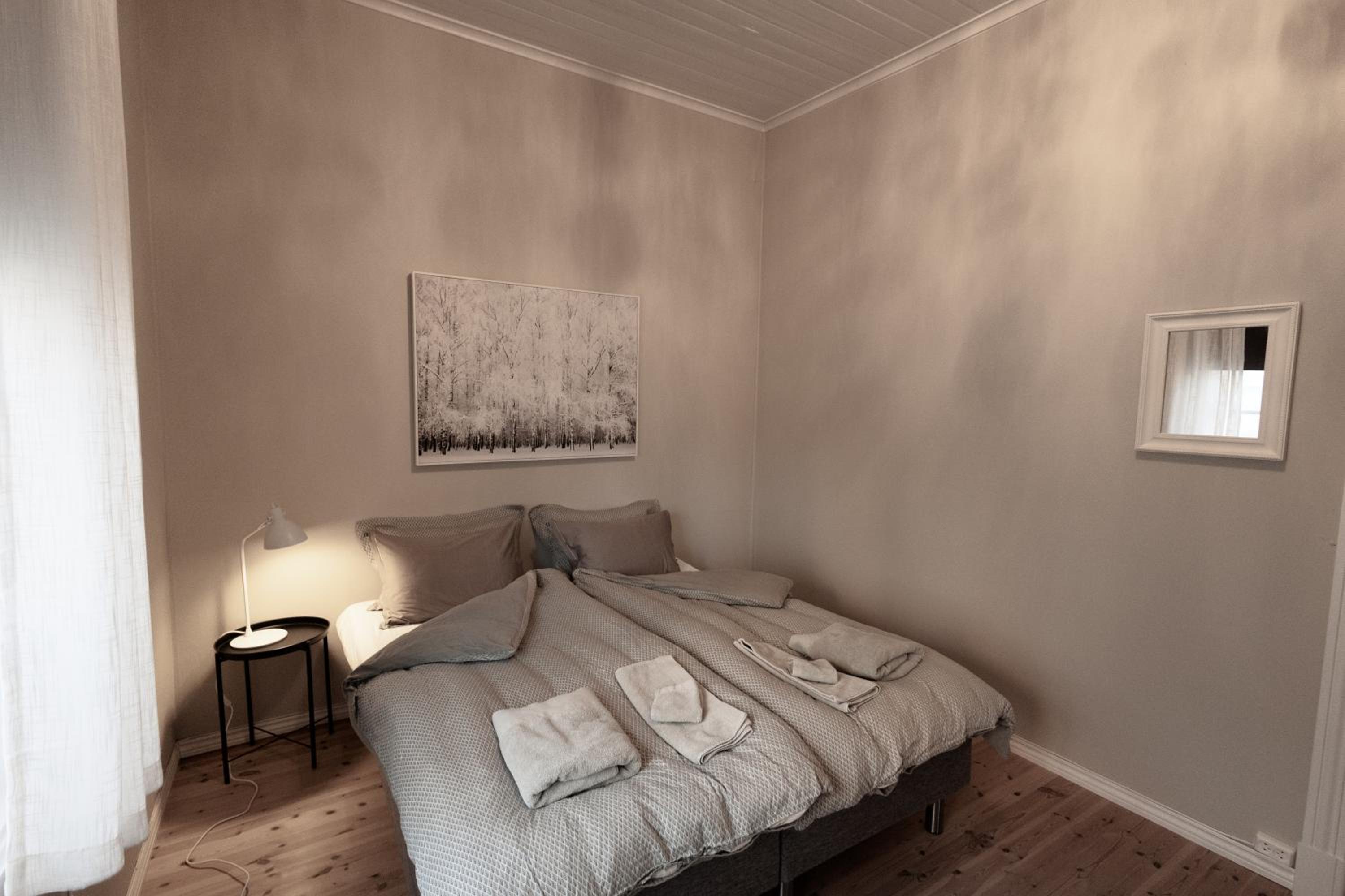 Large, quiet and centrally located apartment view 3