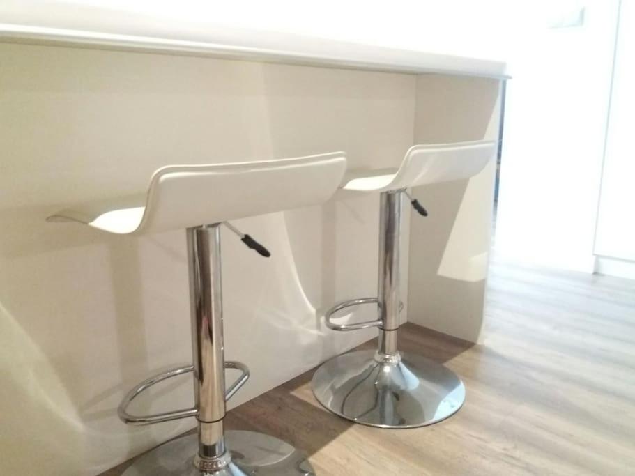 ELEGANTE APARTAMENTO 1 LÍNEa
