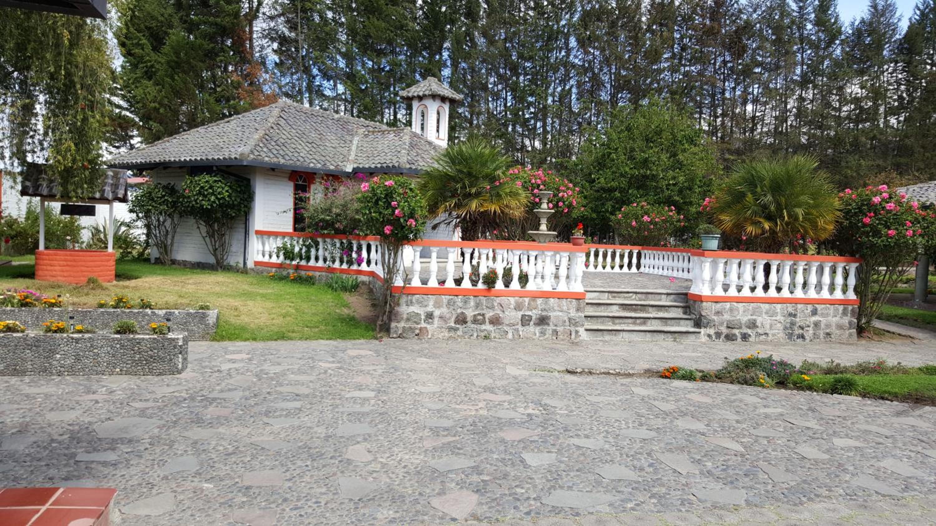 Hosteria San Carlos Tababela