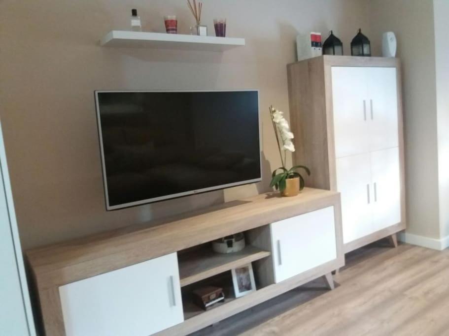 ELEGANTE APARTAMENTO 1 LÍNEa