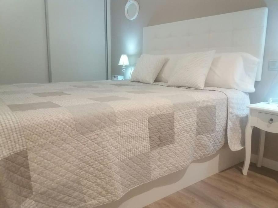 ELEGANTE APARTAMENTO 1 LÍNEa