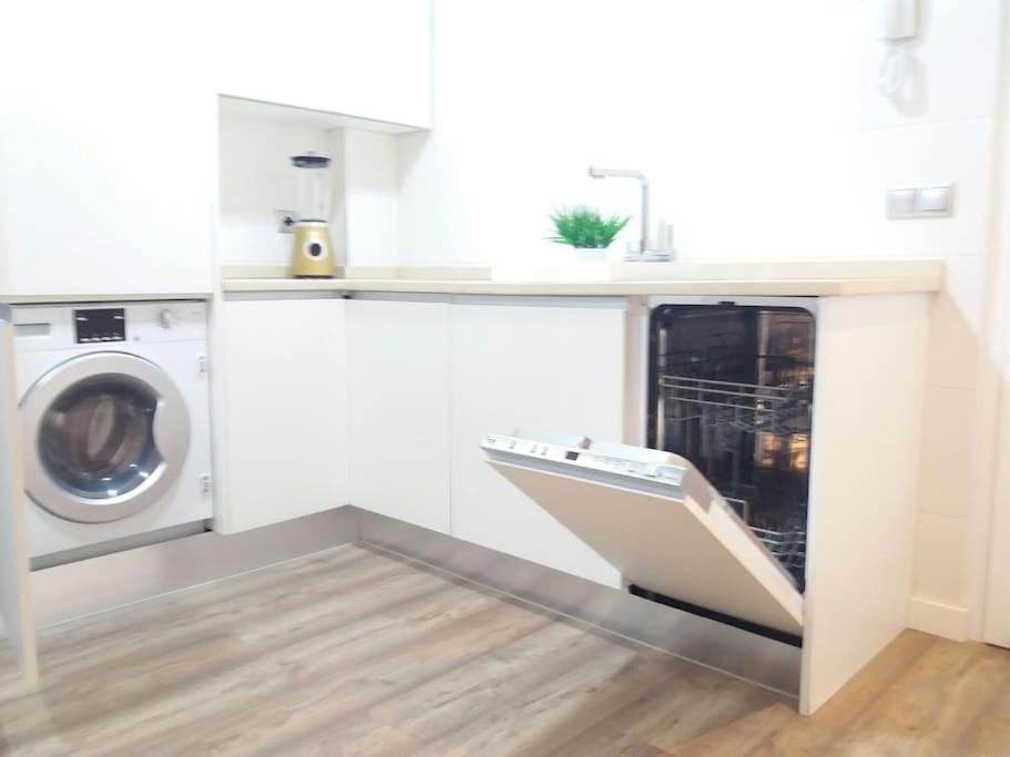 ELEGANTE APARTAMENTO 1 LÍNEa