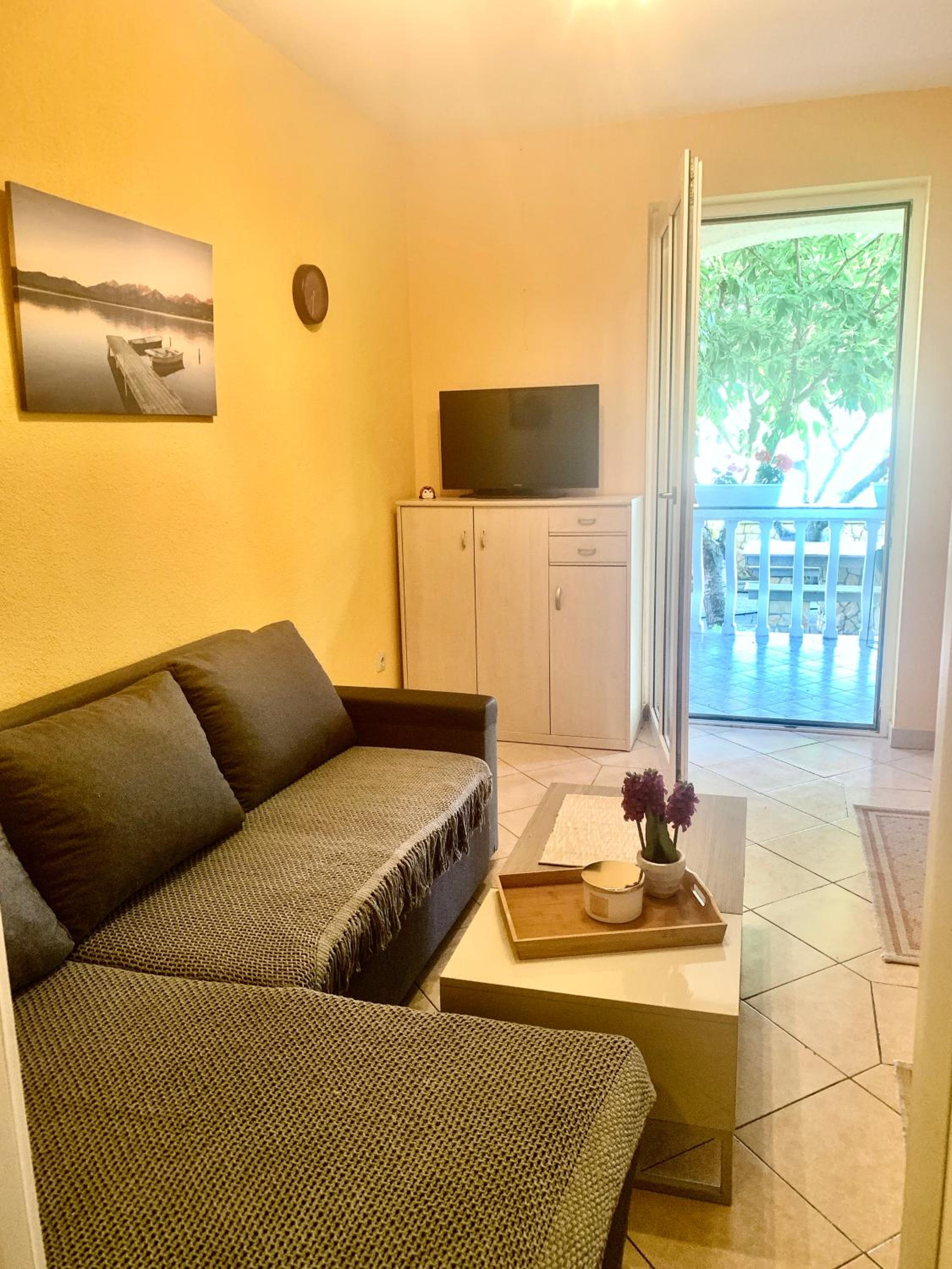 Casa Mare Rtina Gartenwohnung view 3