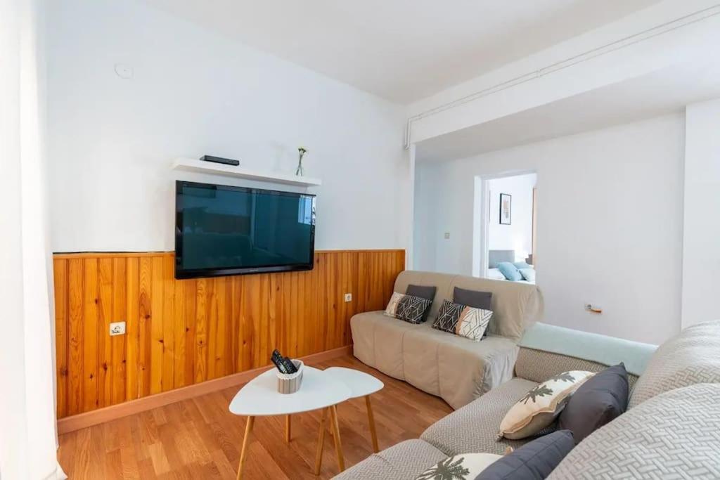 Amplio piso de 80m2 en pleno centro view 3