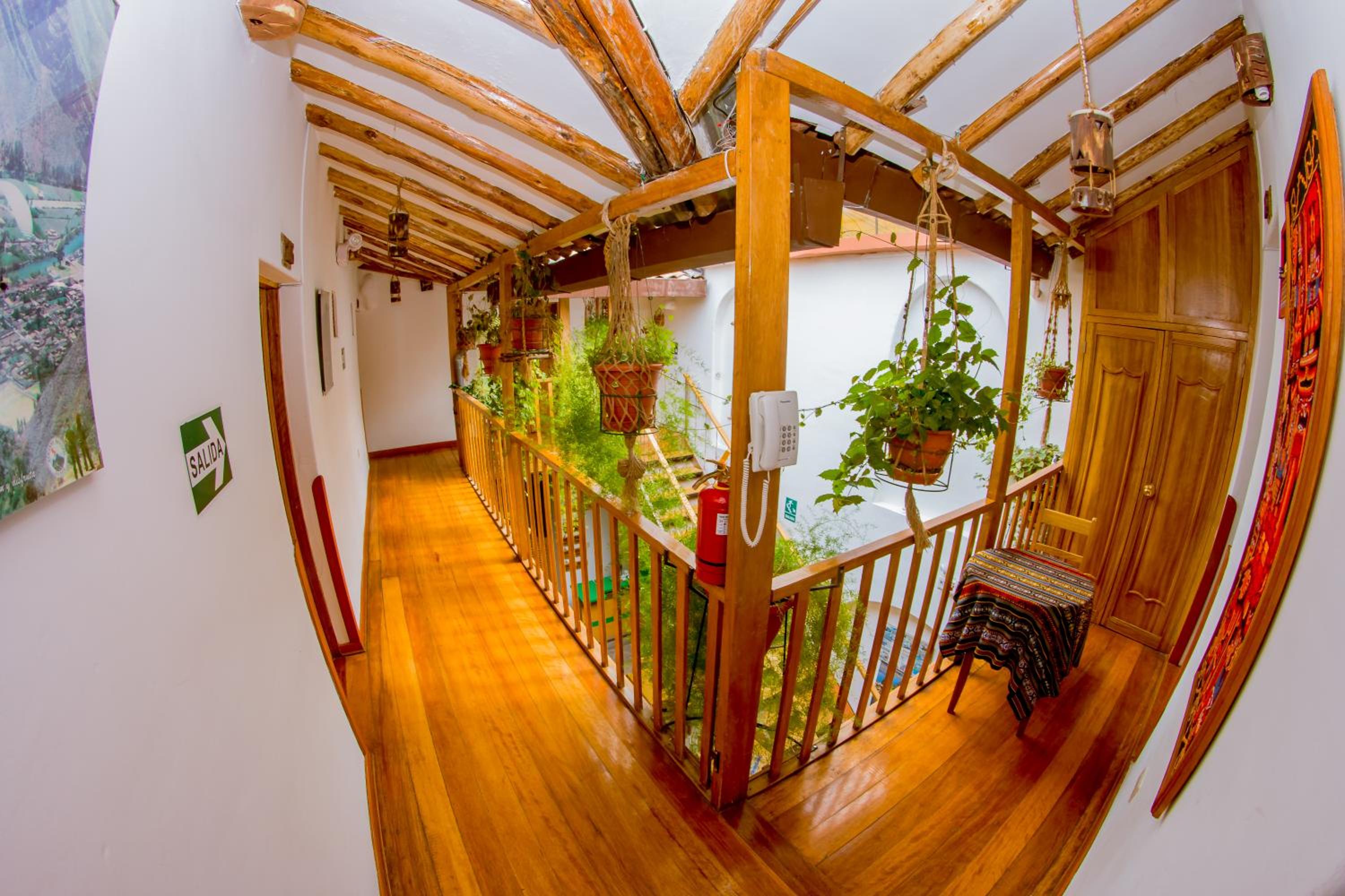 Hostal El Grial