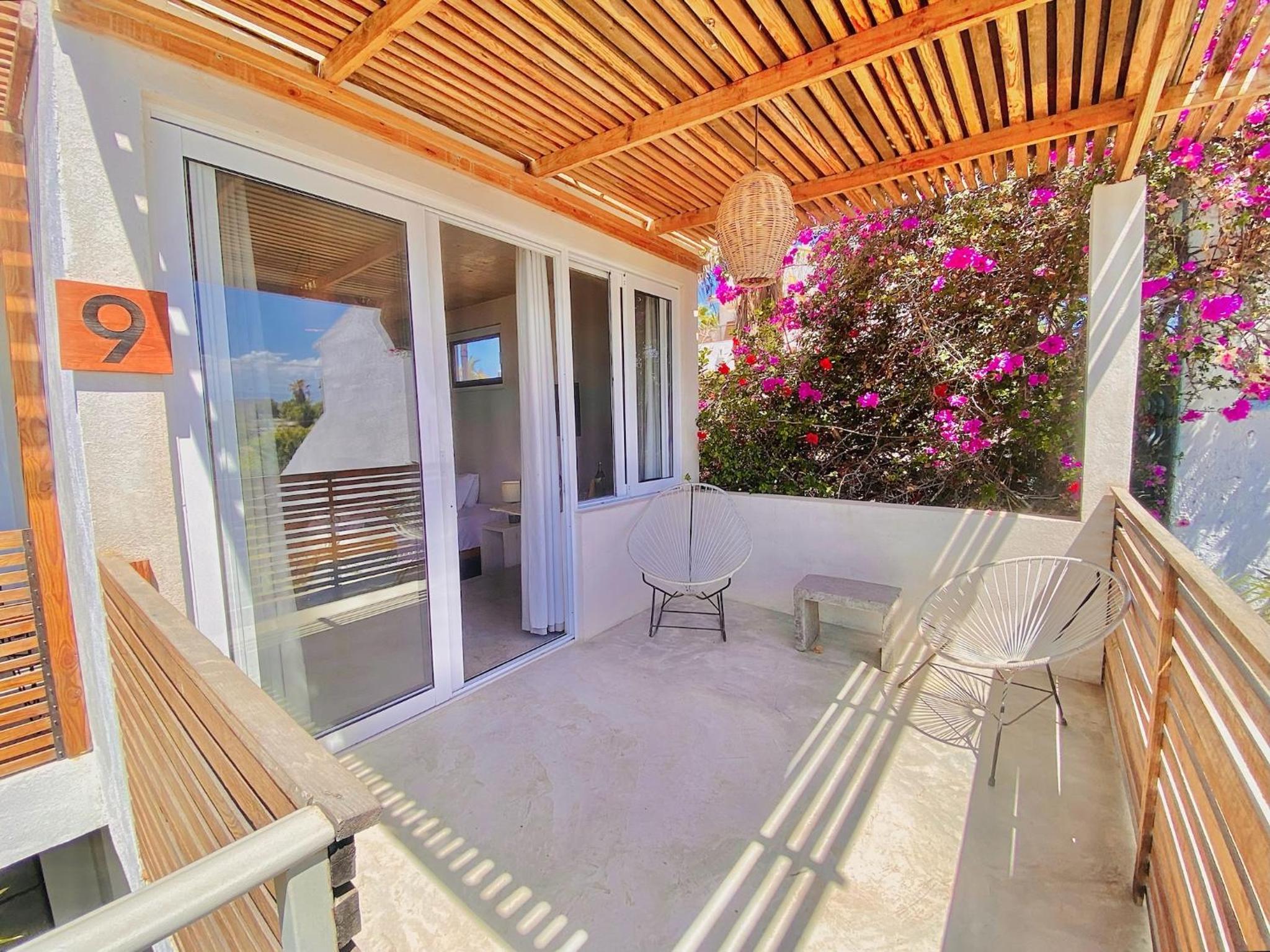 Outsite Todos Santos