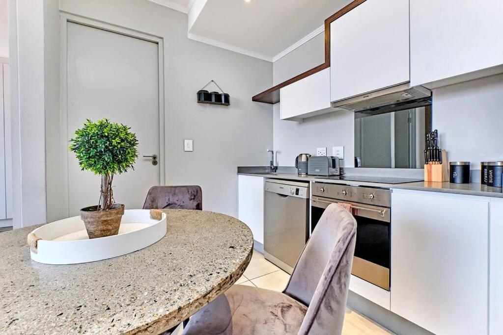 Luxurious La Vista Apartment in heart of Sandton