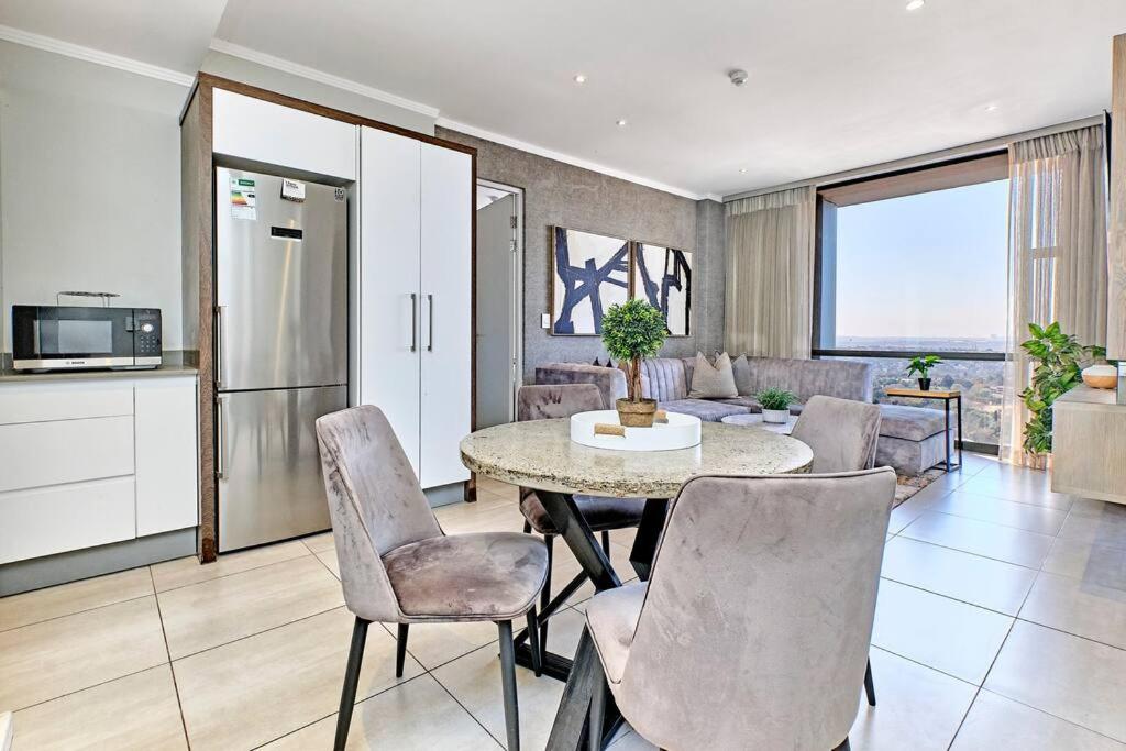 Luxurious La Vista Apartment in heart of Sandton