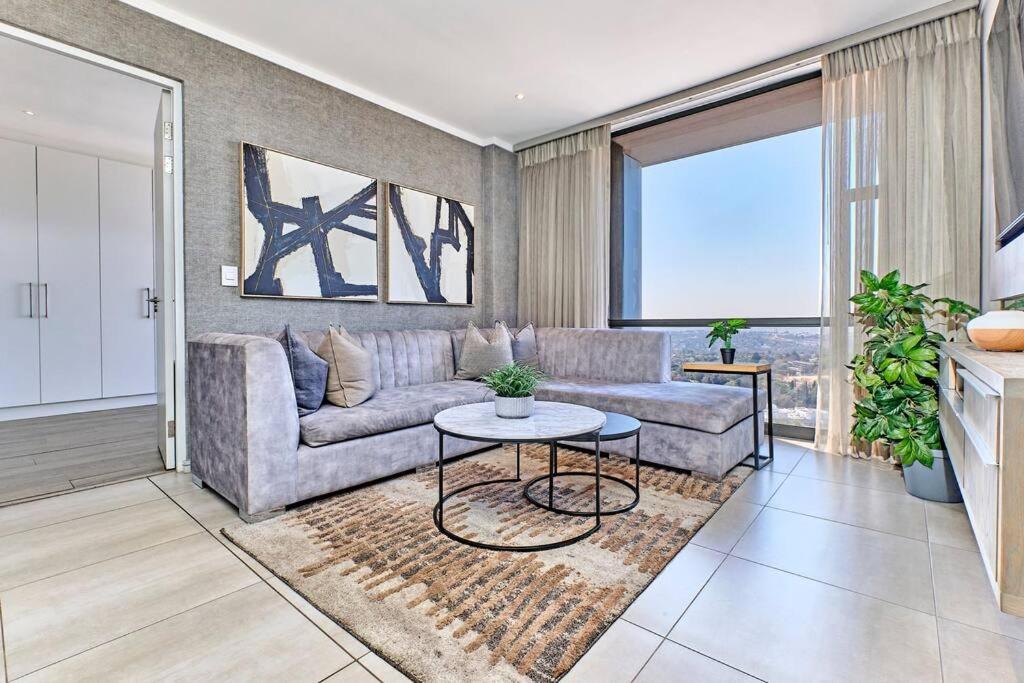 Luxurious La Vista Apartment in heart of Sandton