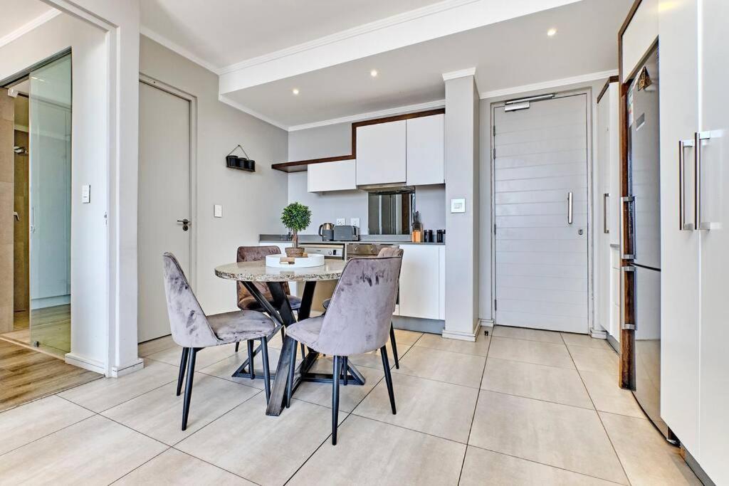 Luxurious La Vista Apartment in heart of Sandton