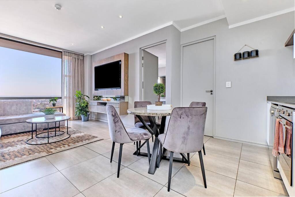 Luxurious La Vista Apartment in heart of Sandton