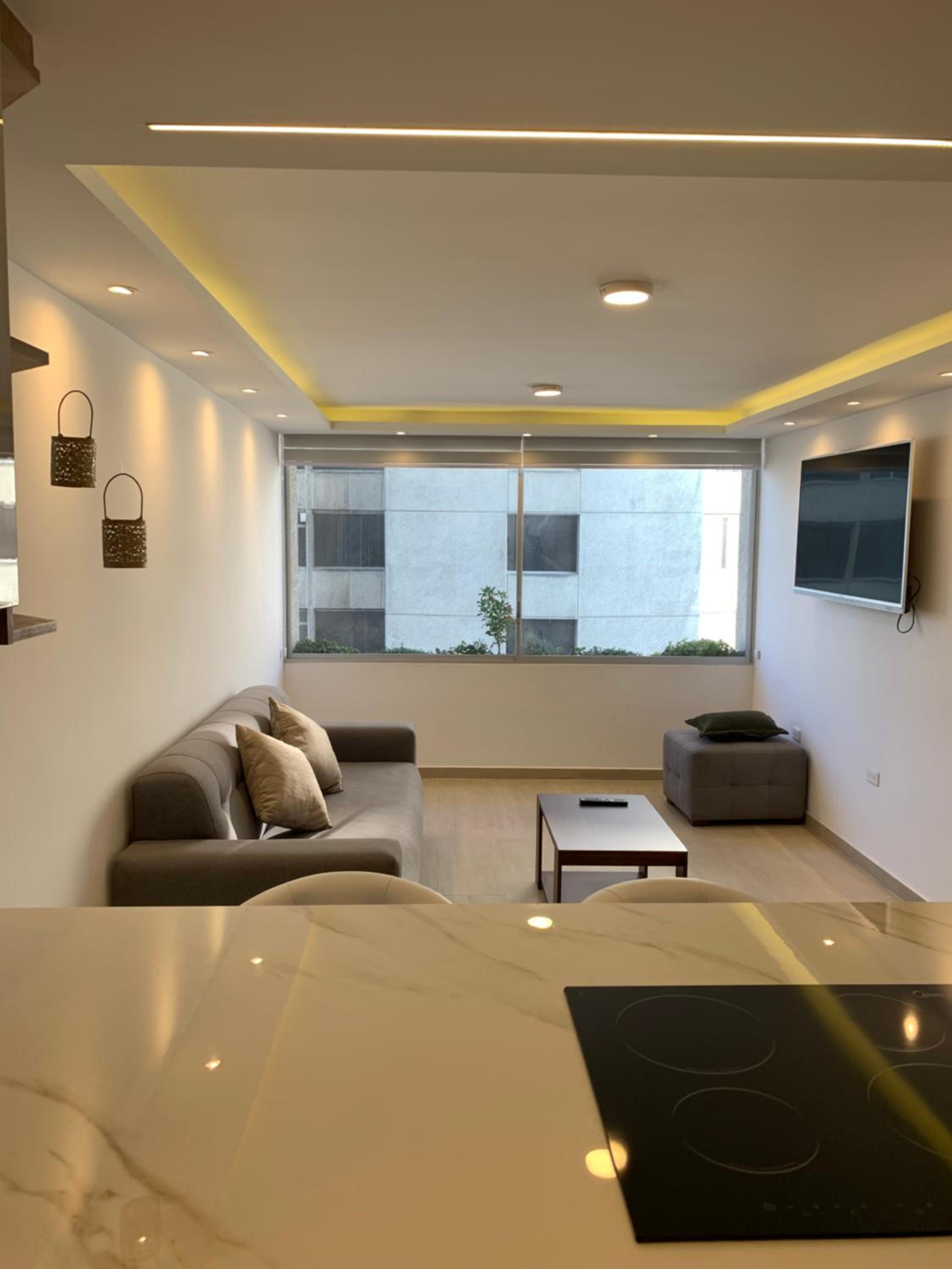 Suite amoblada excelente ubicación en Quito