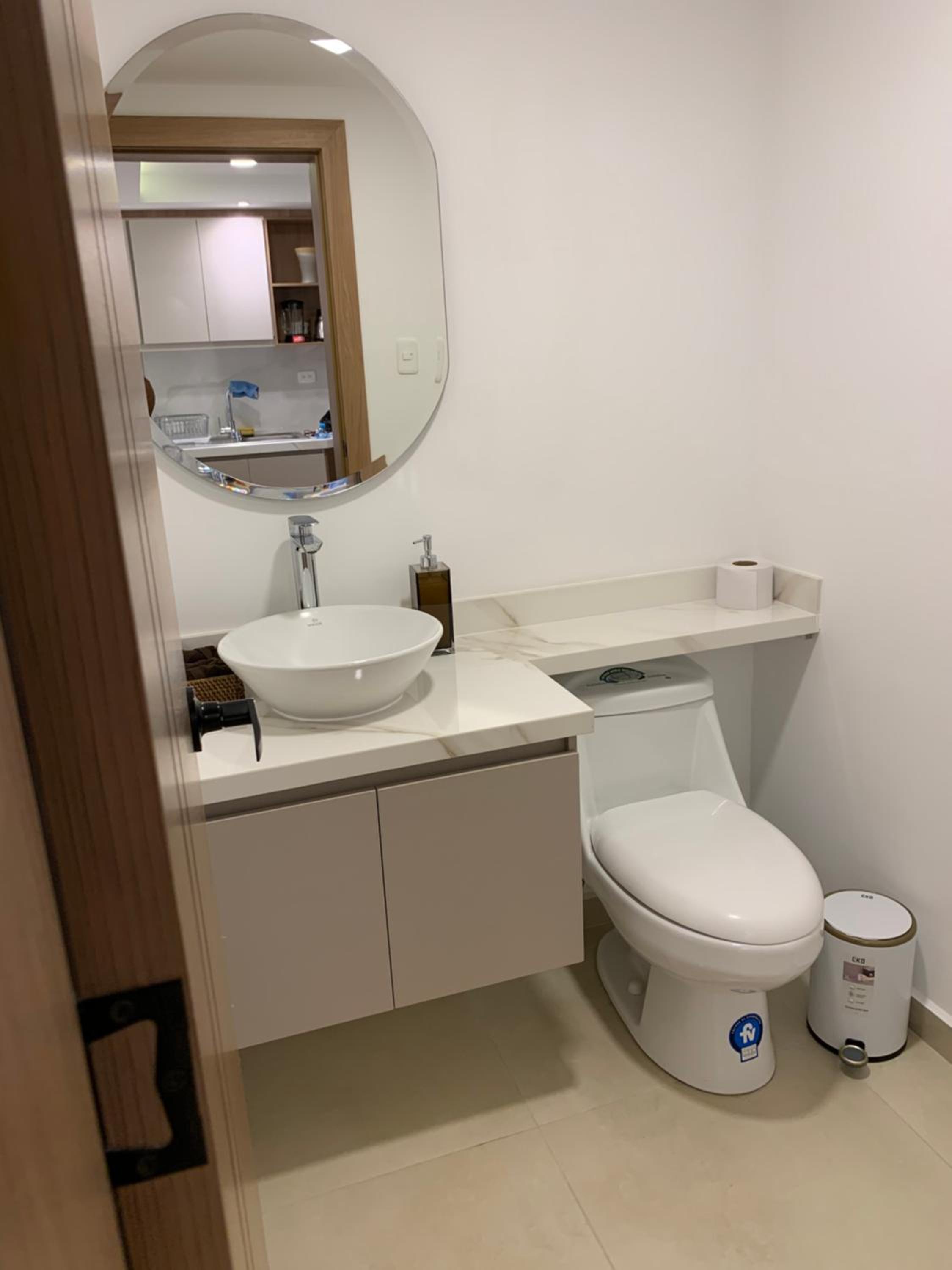 Suite amoblada excelente ubicación en Quito
