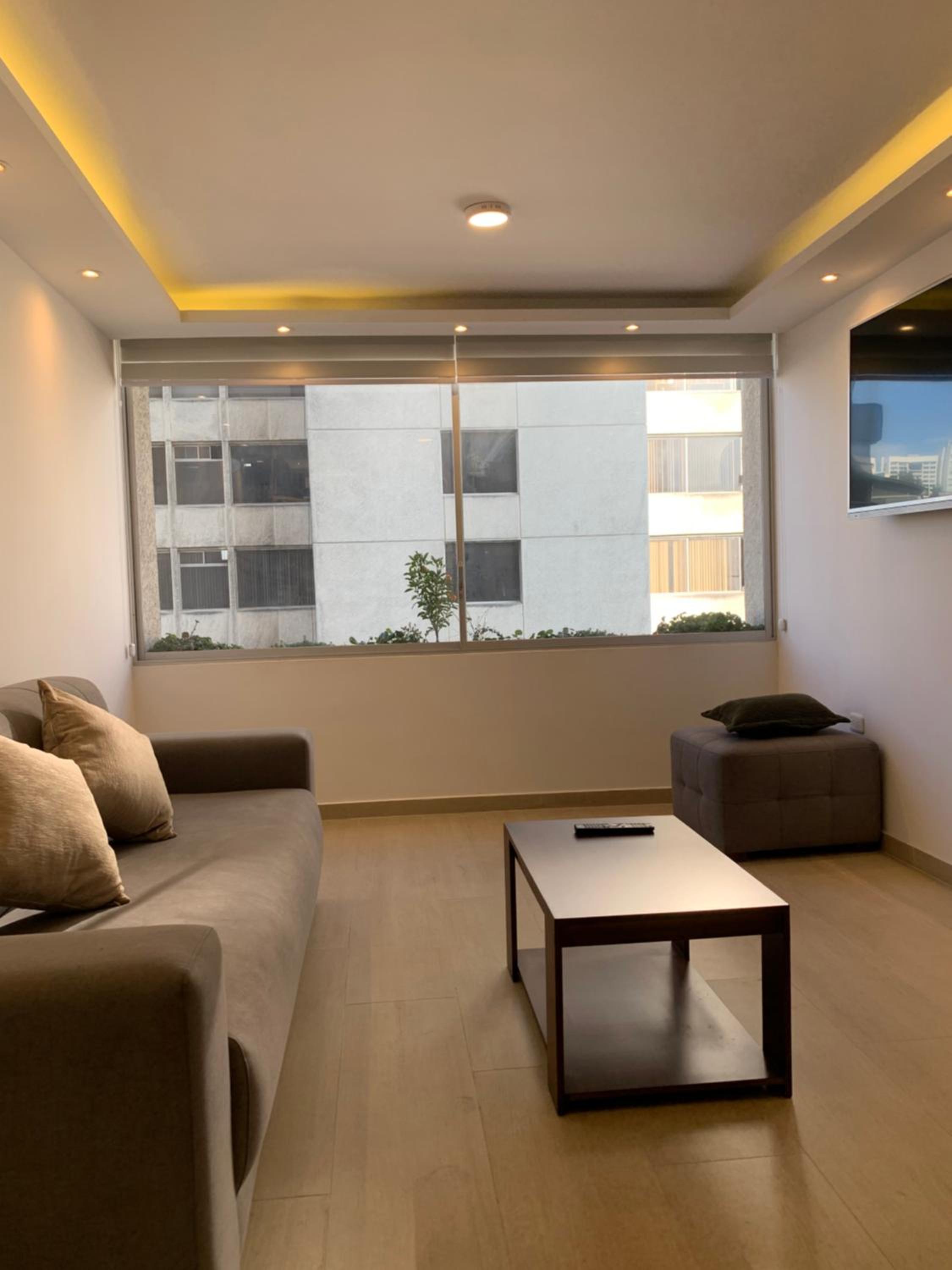 Suite amoblada excelente ubicación en Quito