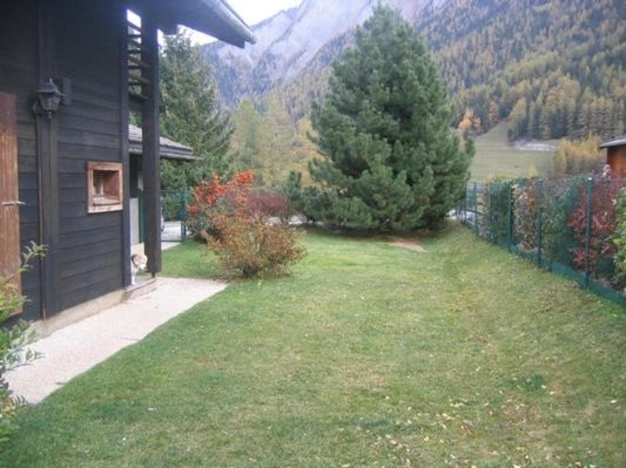 Chalet, Dil Arom, geschlossener Garten