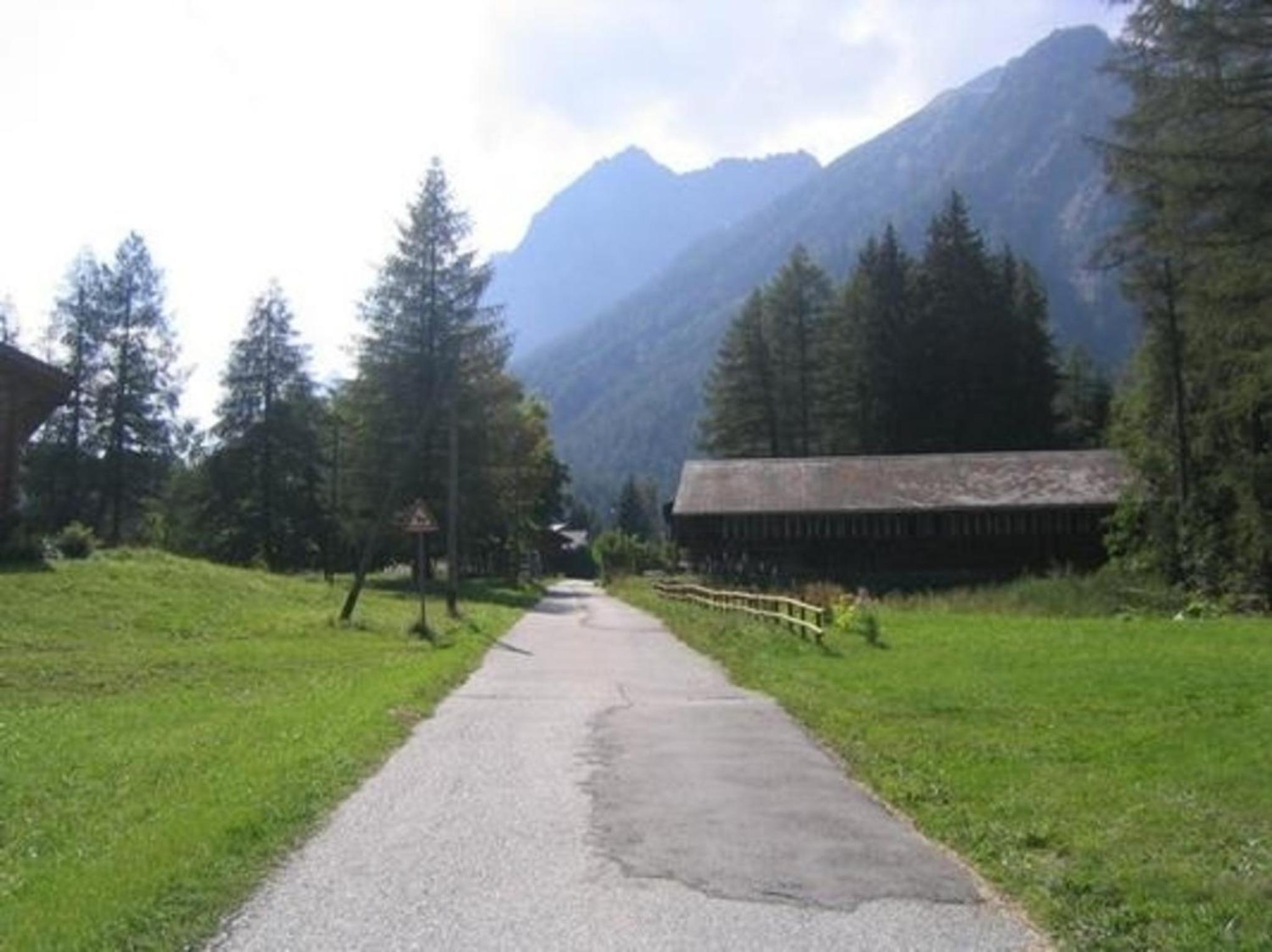 Chalet, Dil Arom, geschlossener Garten