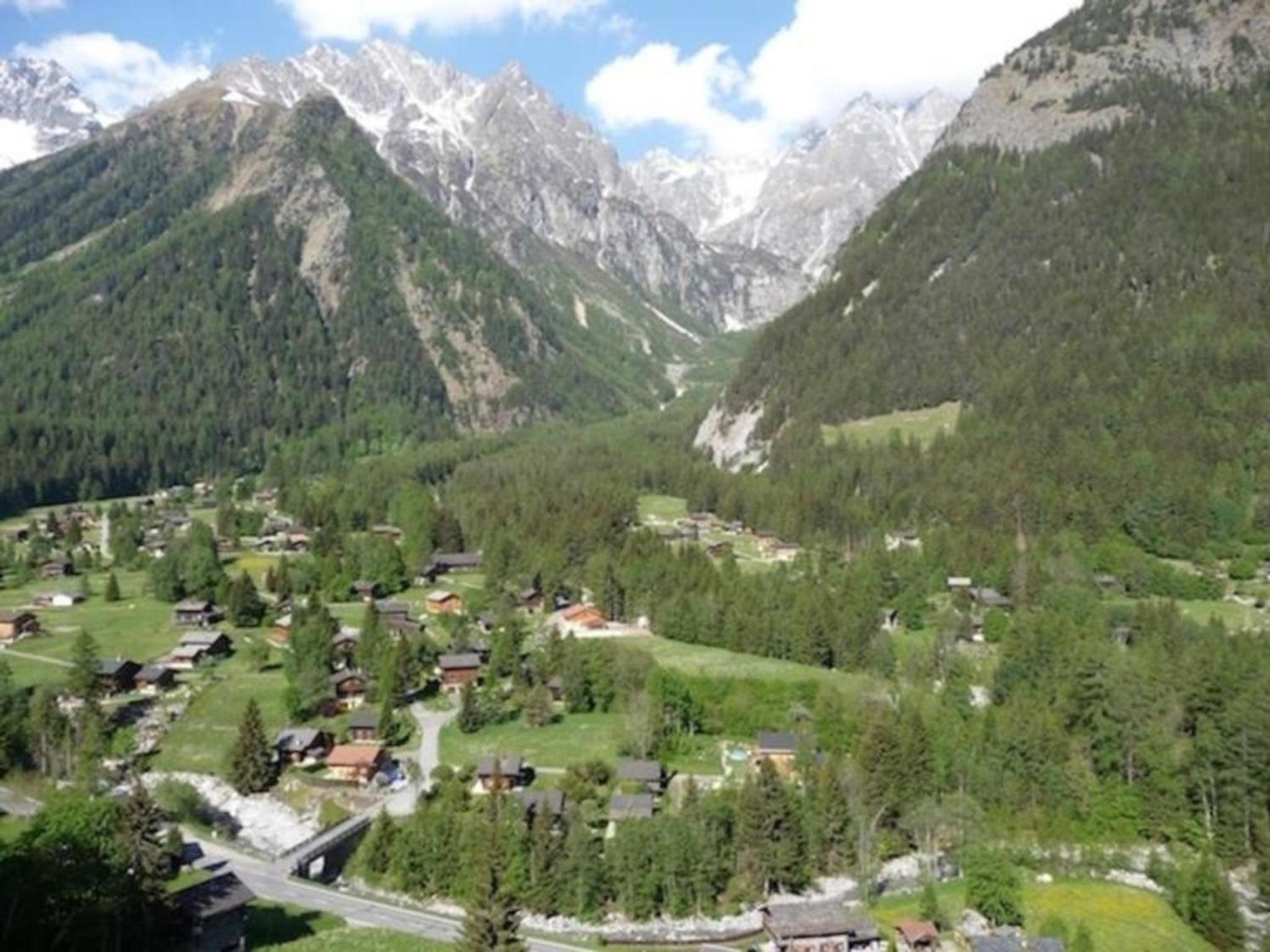 Chalet, Dil Arom, geschlossener Garten