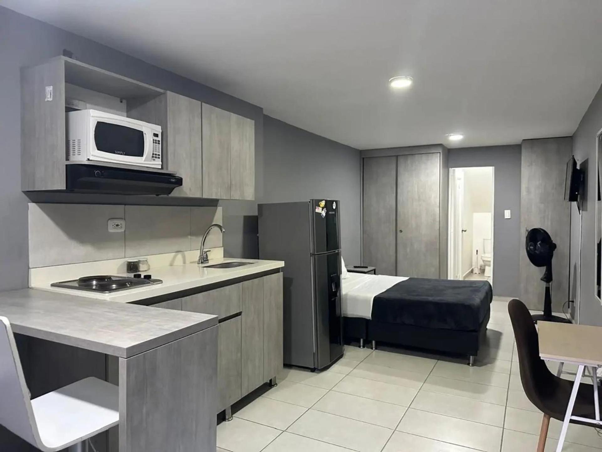 Laureles Apartments and Lofts