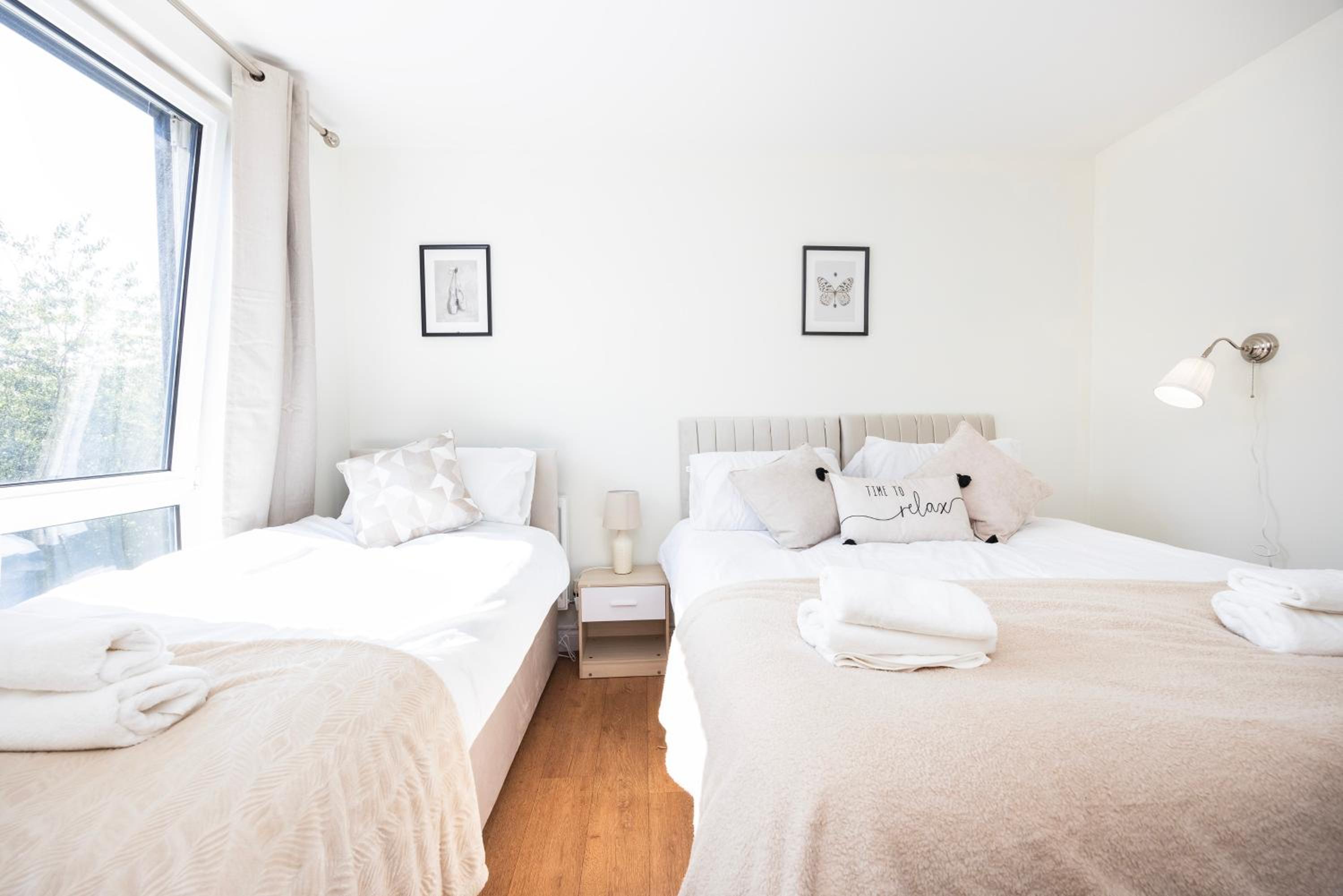 Modern 2 Bed Flat in Greenwich