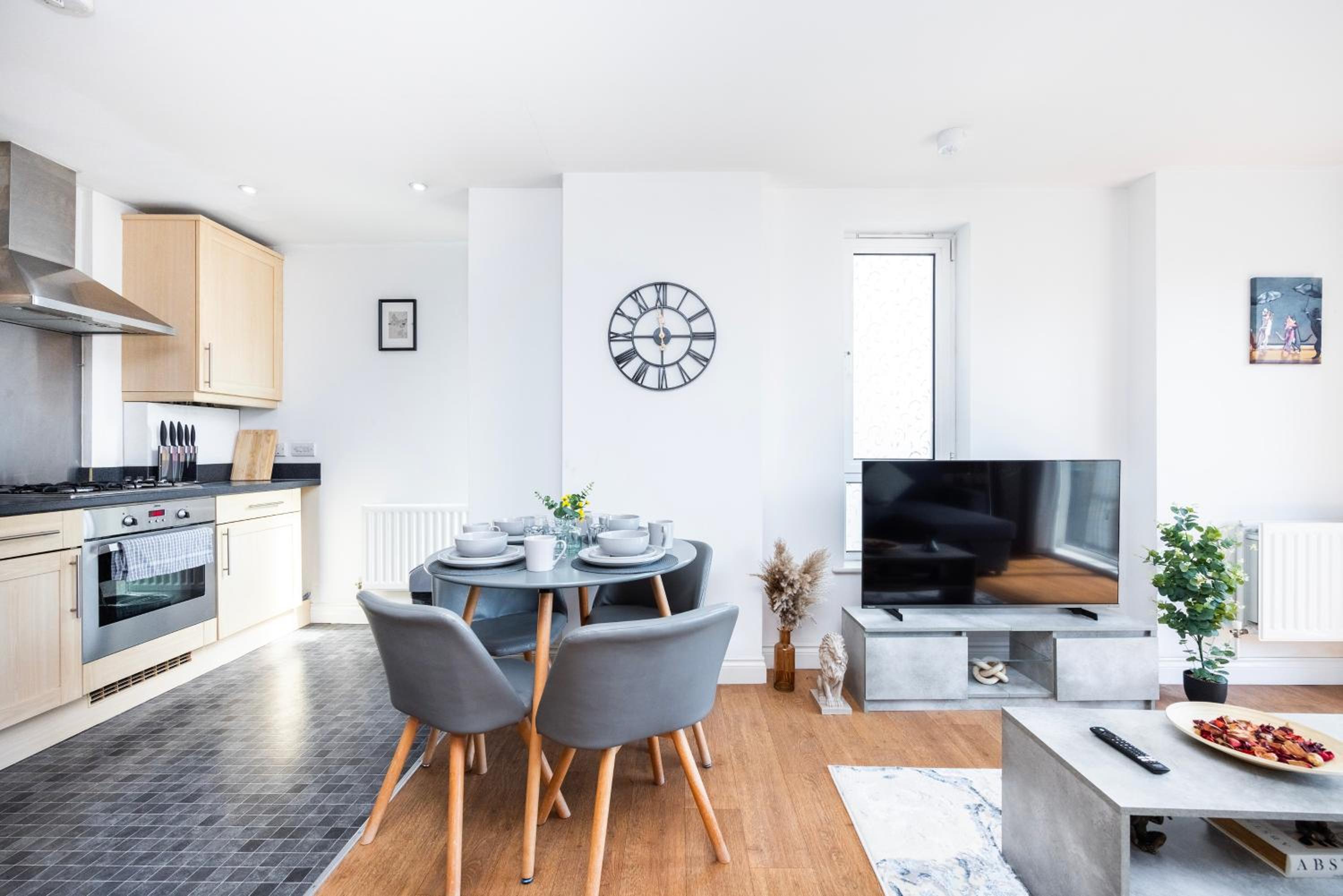 Modern 2 Bed Flat in Greenwich