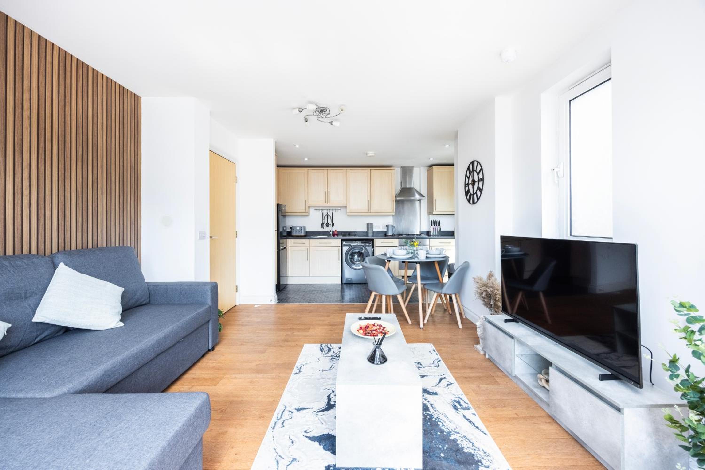 Modern 2 Bed Flat in Greenwich