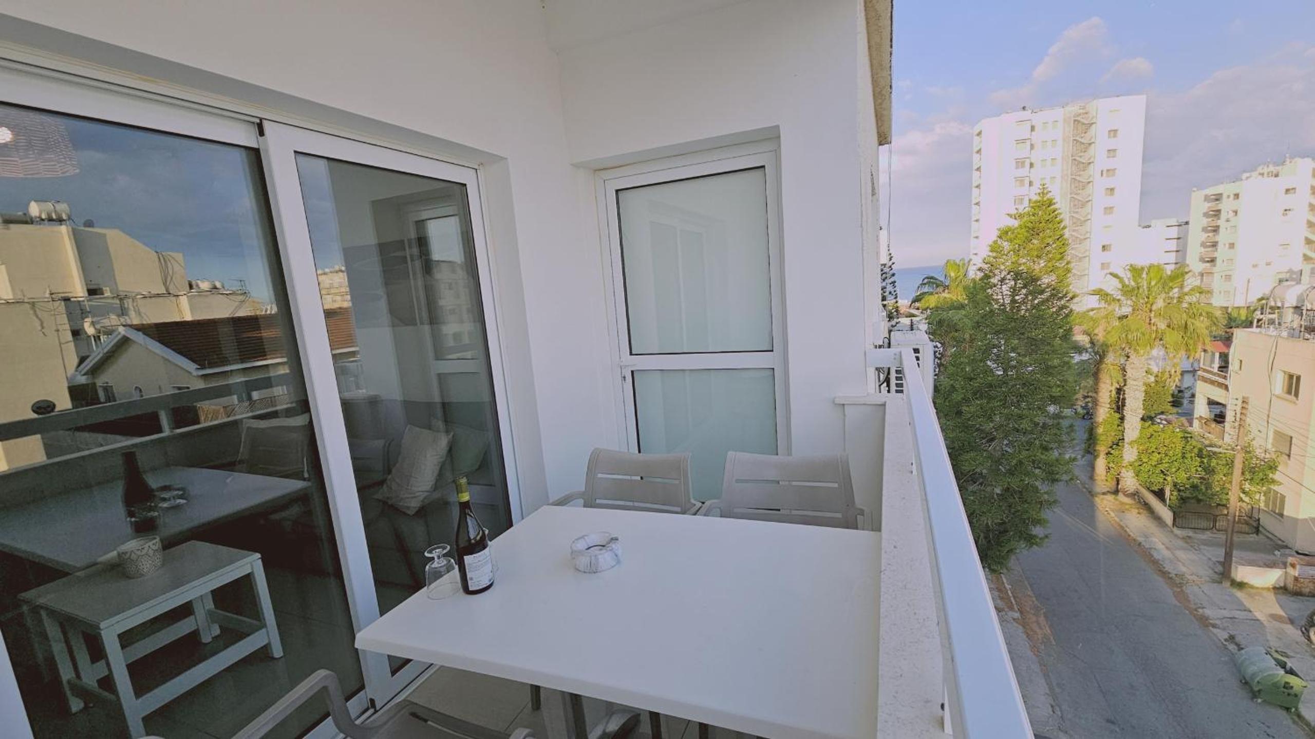 STAY Amphora Apartment