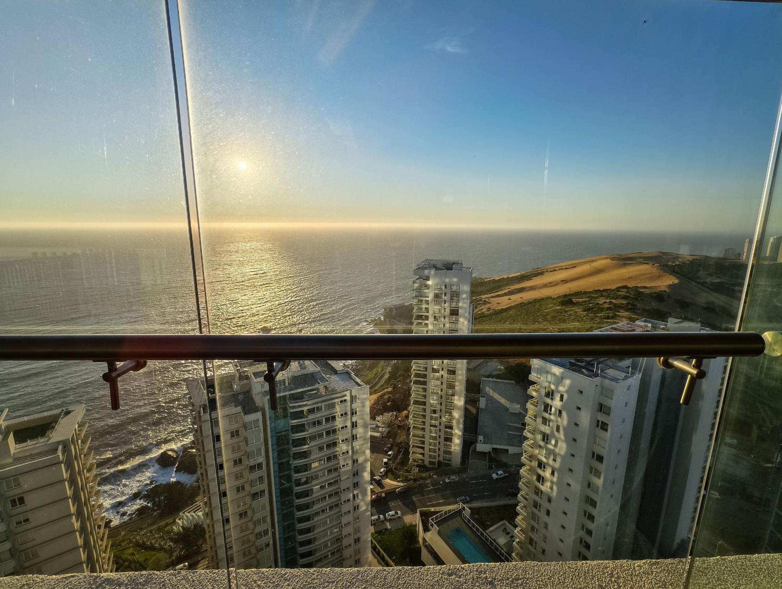 Dpto en Reñaca con espectacular terraza y piscina