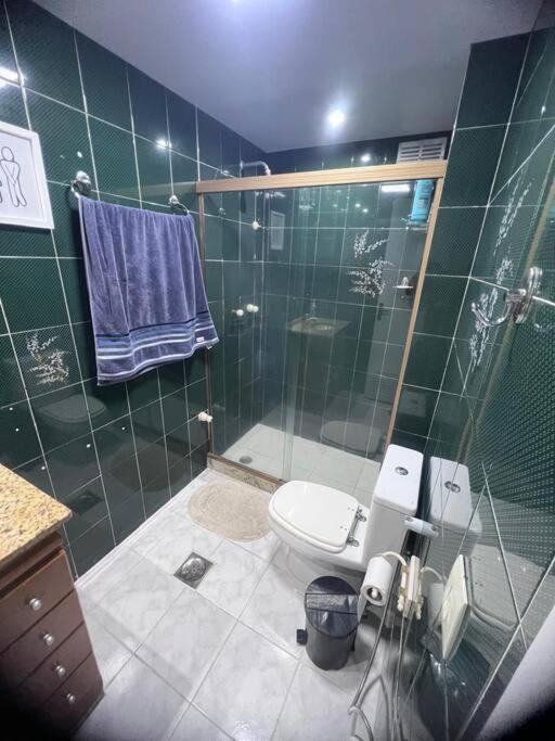 Apartamento na Barra da Tijuca 2 quartos com ar Condicionado
