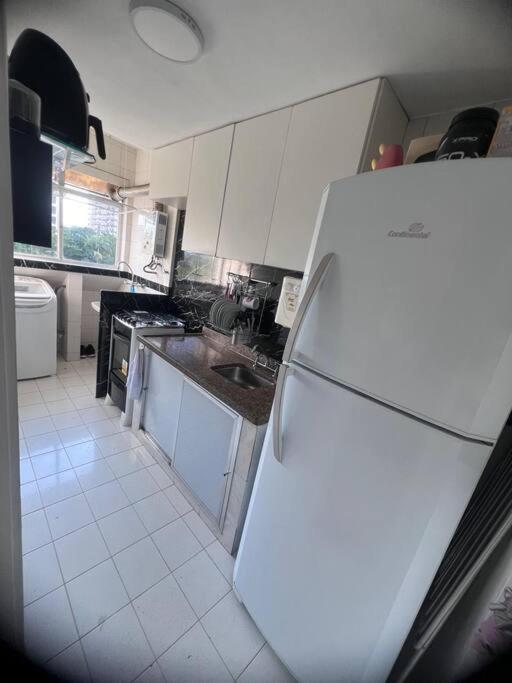 Apartamento na Barra da Tijuca 2 quartos com ar Condicionado