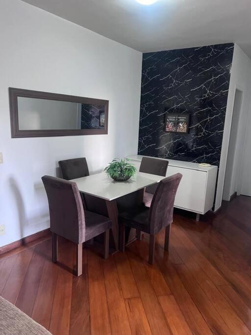 Apartamento na Barra da Tijuca 2 quartos com ar Condicionado