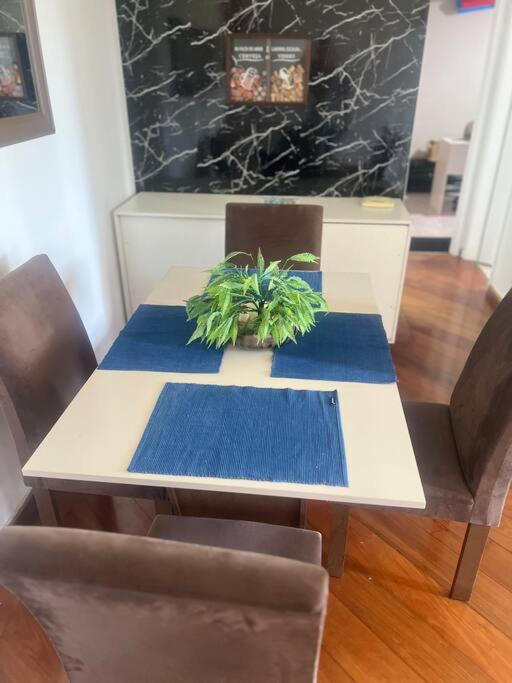 Apartamento na Barra da Tijuca 2 quartos com ar Condicionado