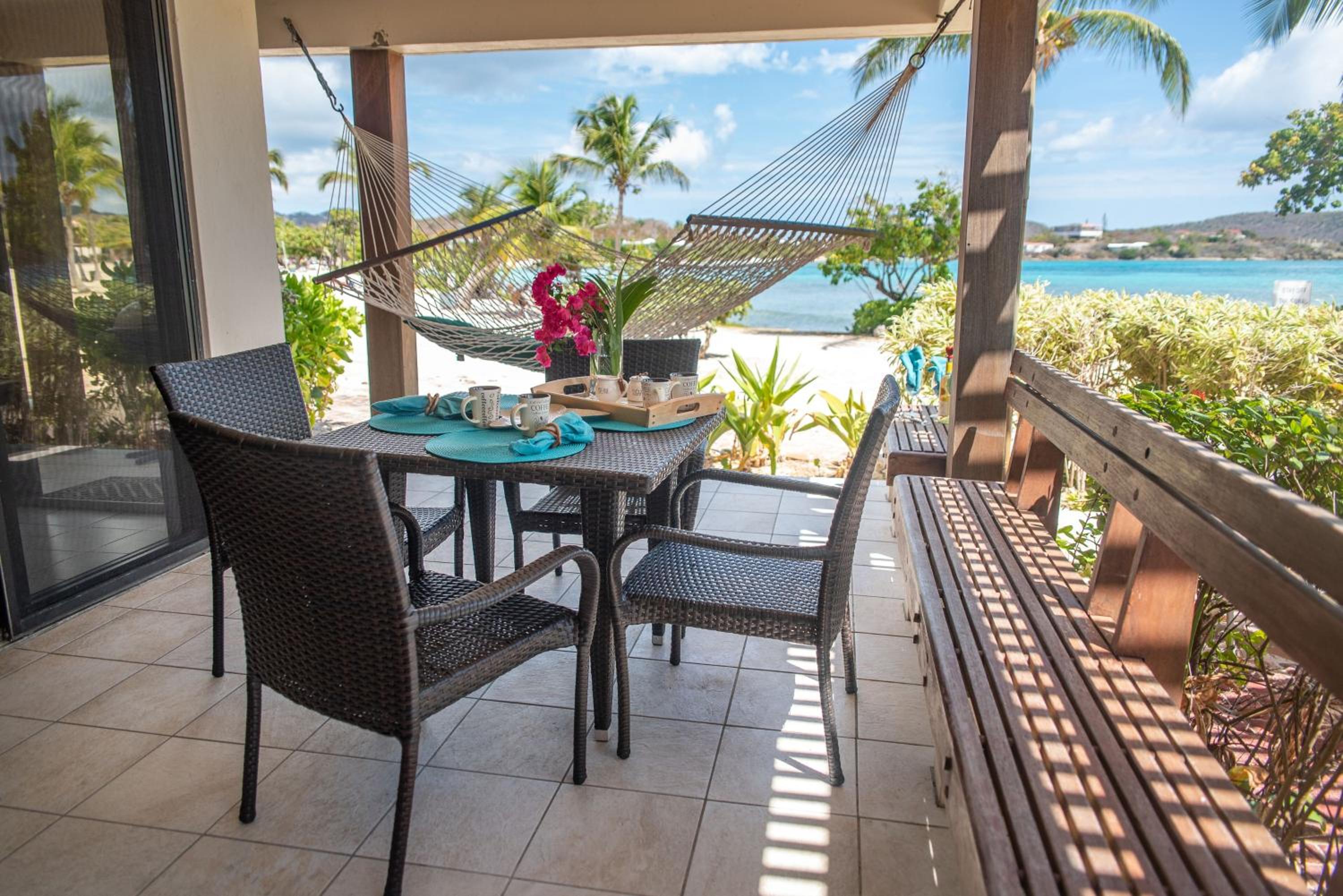 Luxurious Beachfront Condo!!! Paradise at your toes view 2