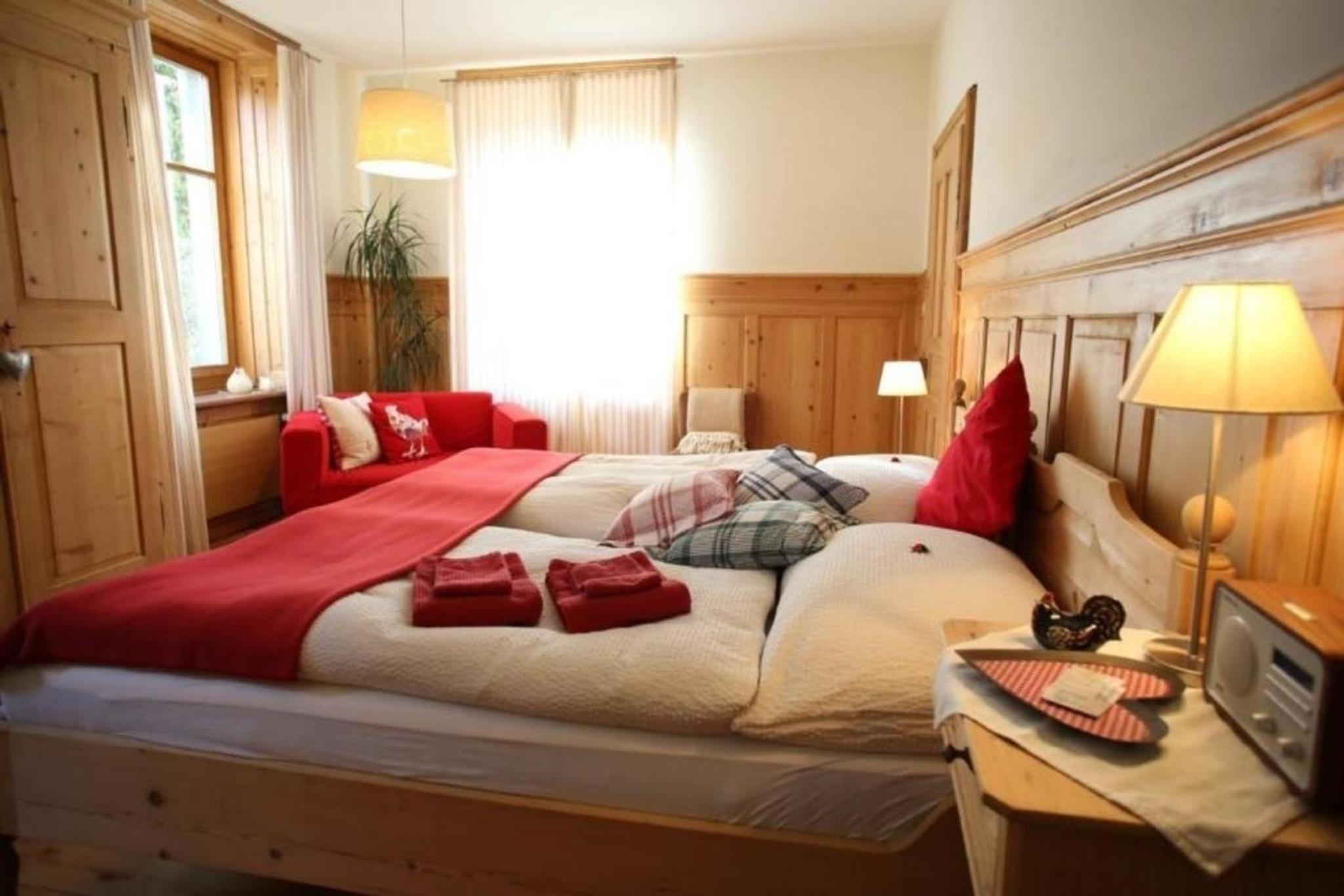 Stilvolle, grosszügige 15-Zimmer-Ferienwohnung in Jugendstil-Villa