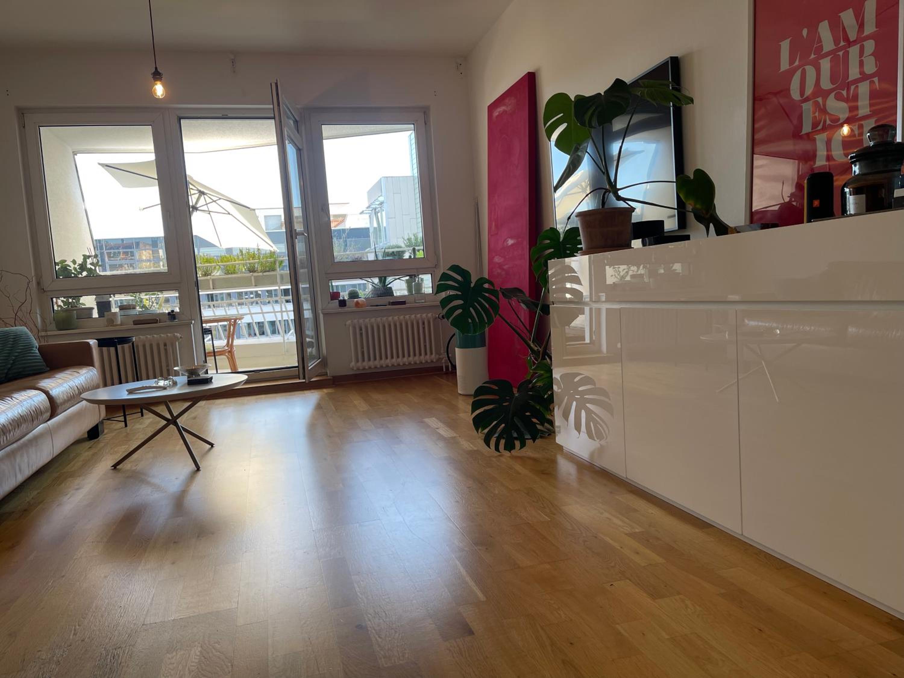 Checkpoint Charlie Apartment
