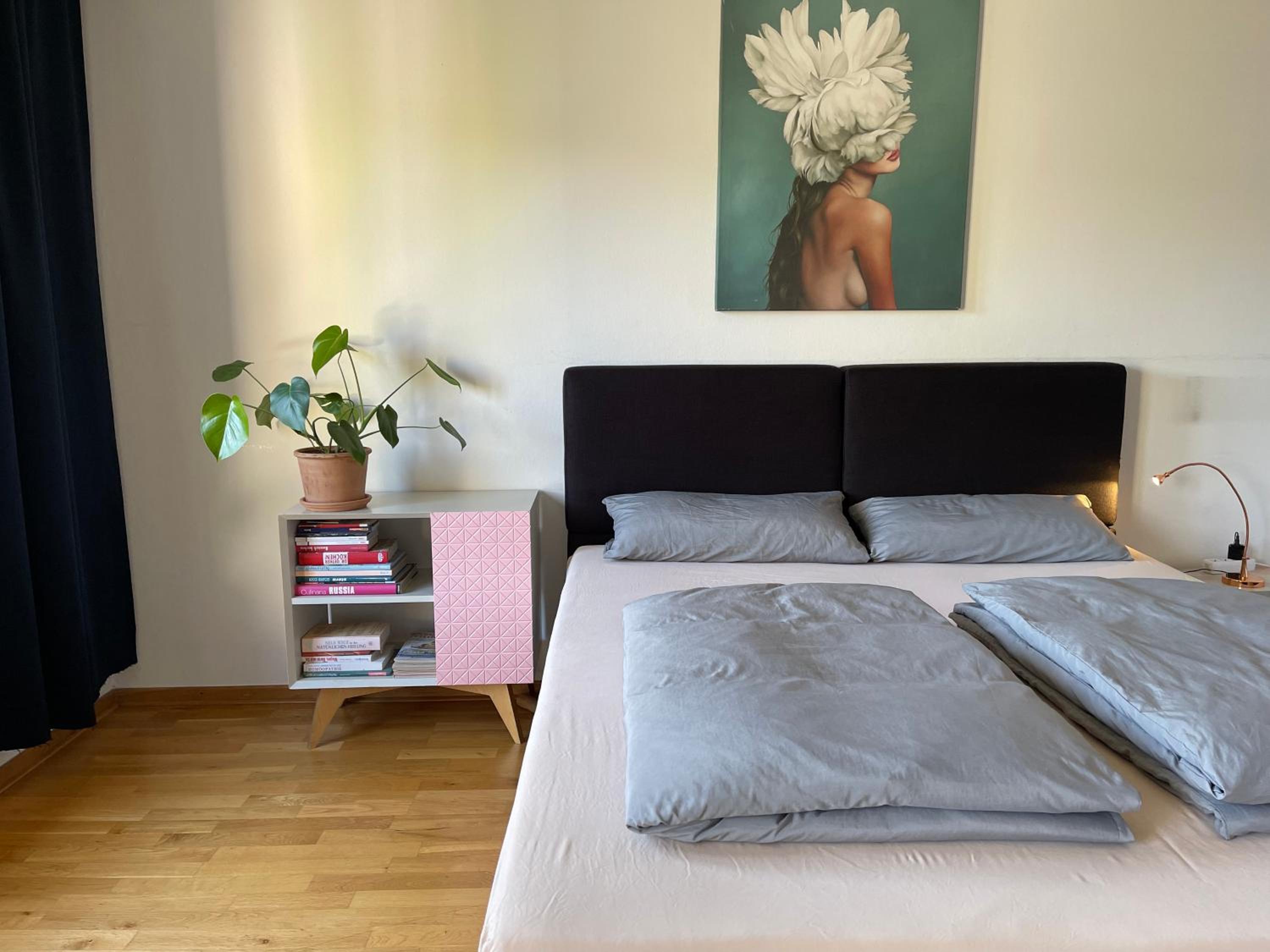 Checkpoint Charlie Apartment