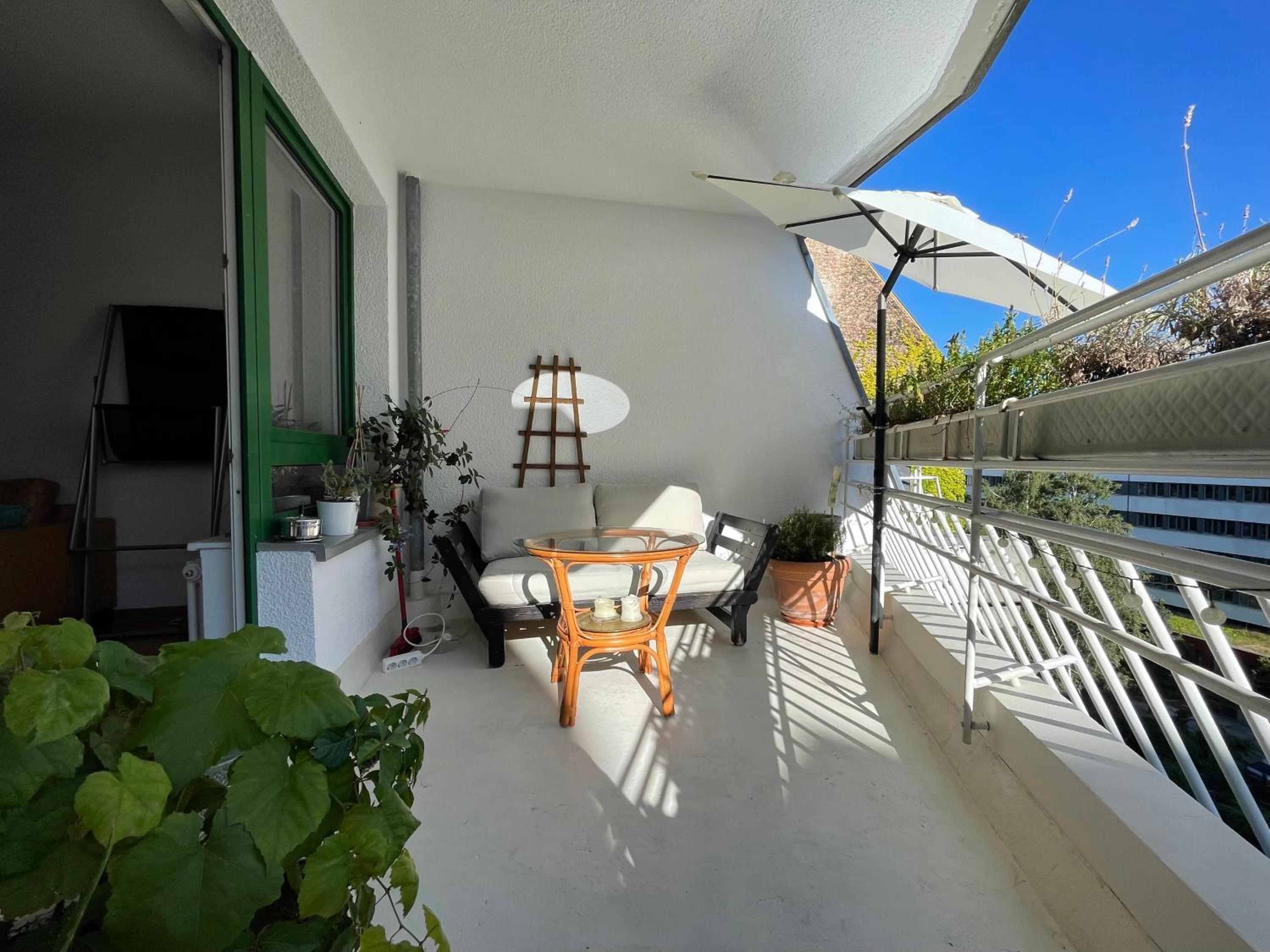 Checkpoint Charlie Apartment