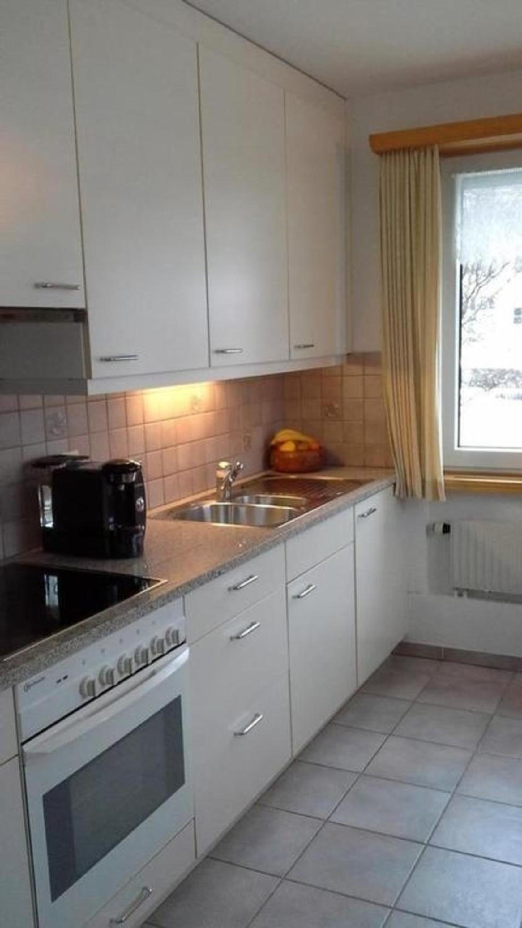 Schöne, sonnige 25-Zimmer Parterre-Ferienwohnung
