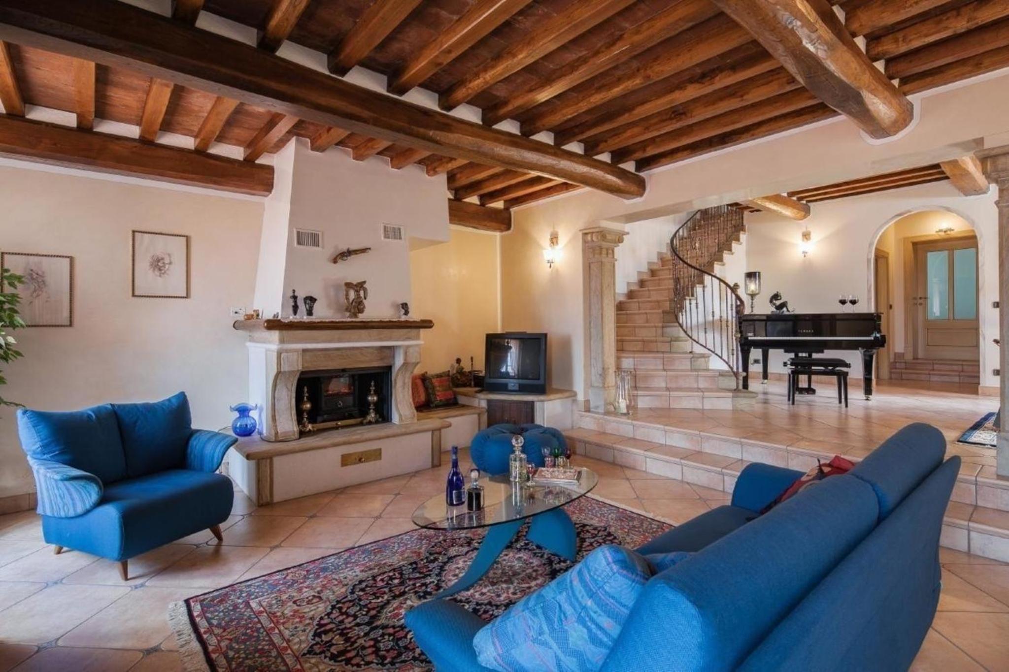 Wunderschöne Wohnung in Cortona mit Großer Terrasse view 3
