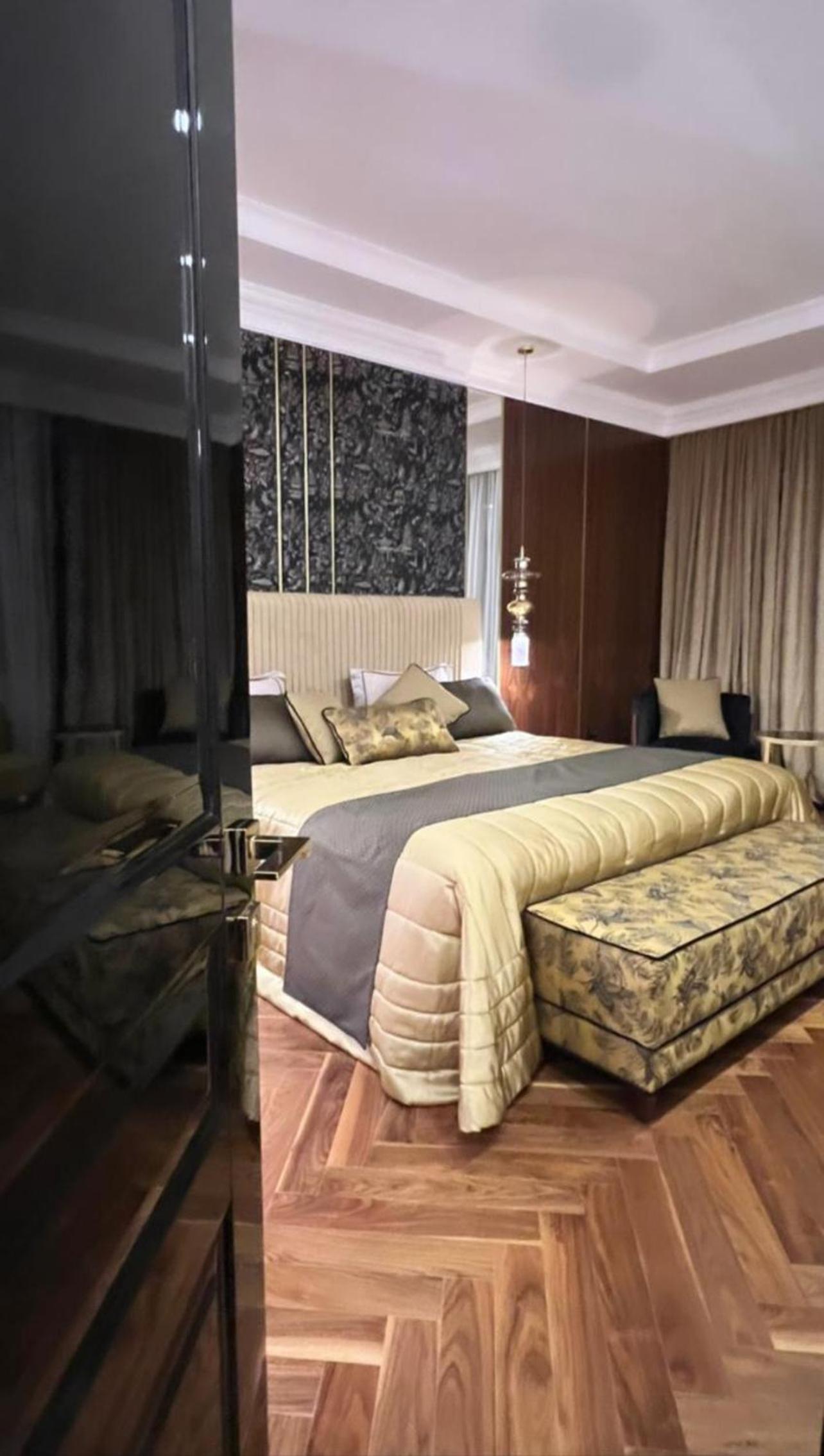 Luxury Baku center Apt