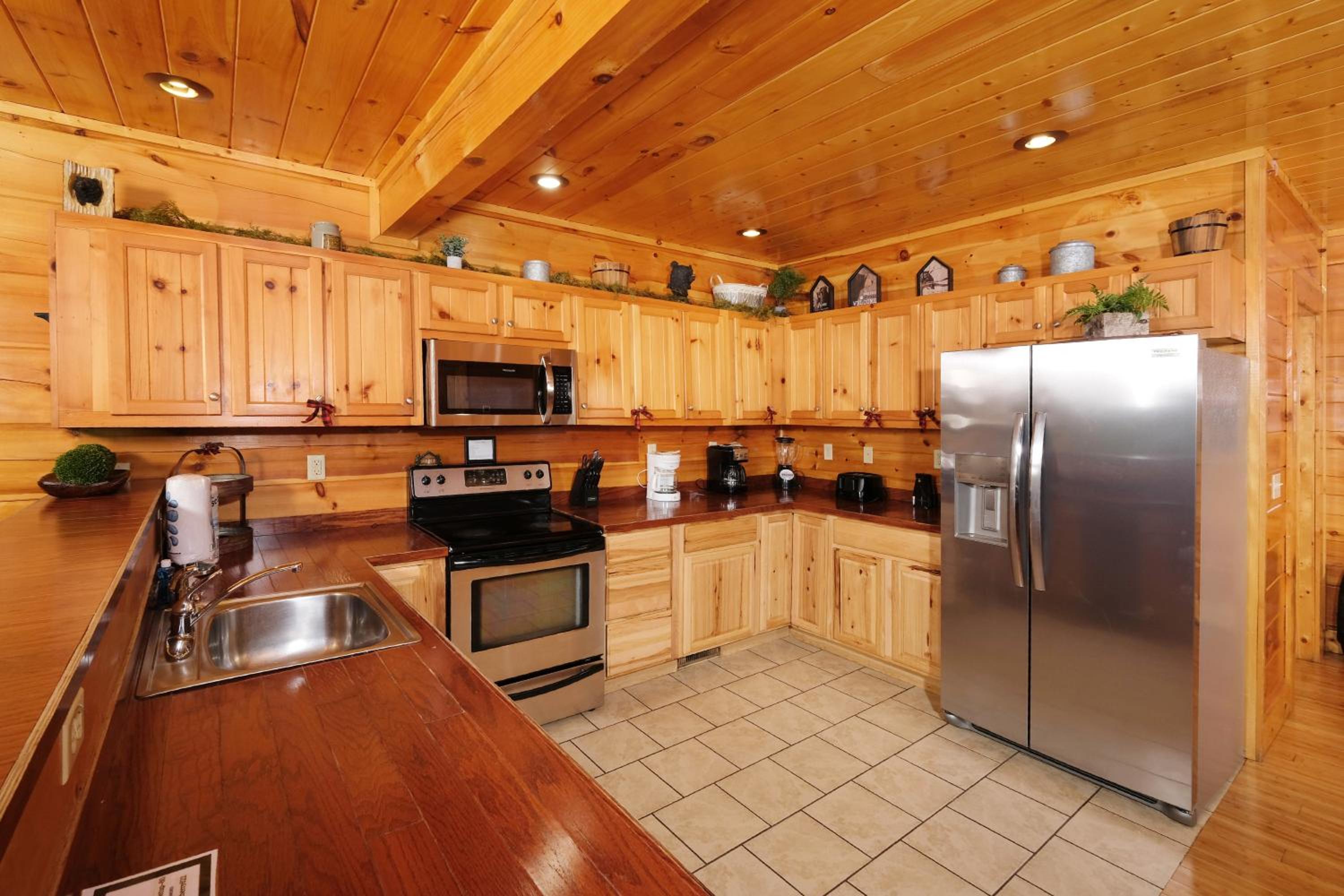 A Beary Good Life By Colonial Properties view 2